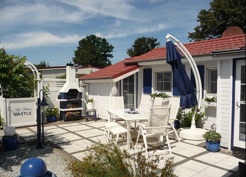 Ferienpark Vislust Haus De Graaf Niederlande Ijsselmeer Wervershoof Exterior photo